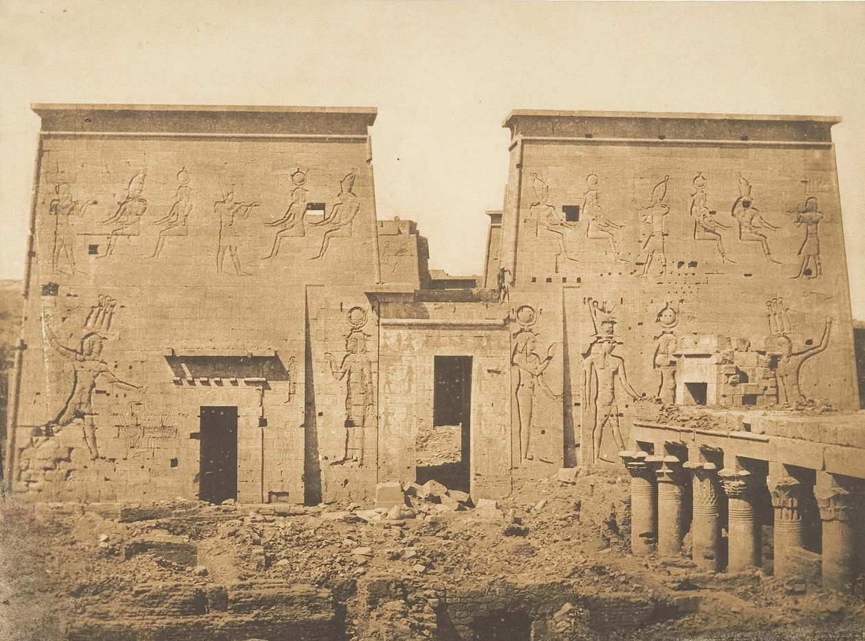 Dromos a Pylones z velkého chrámu Isis, ve Philae, 13. dubna 1850. od Maxime Du Camp