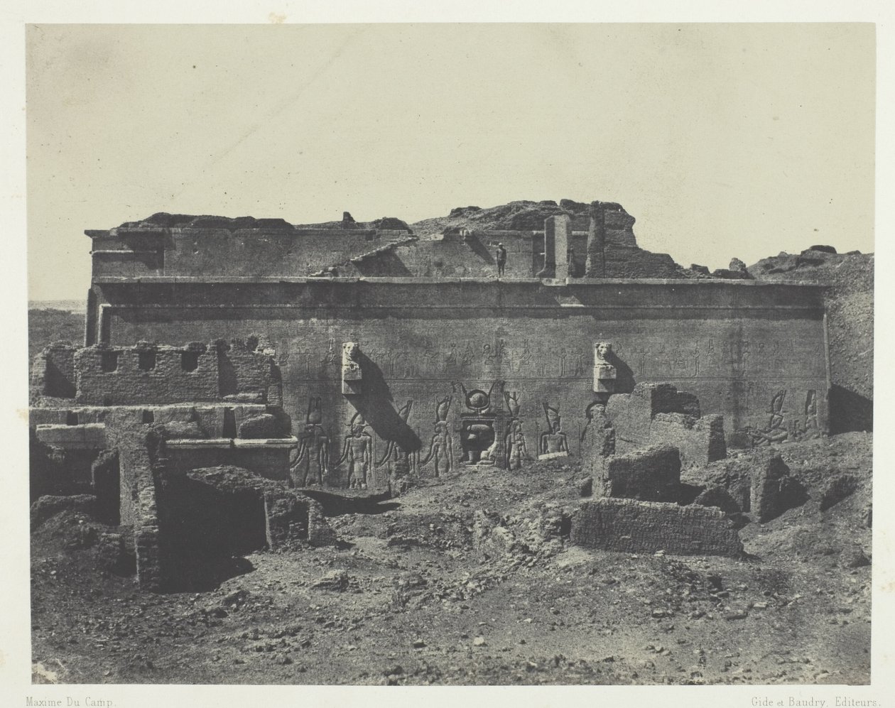 Zadní fasáda, Velký chrám Dendera (Teutyres), Horní Egypt od Maxime Du Camp