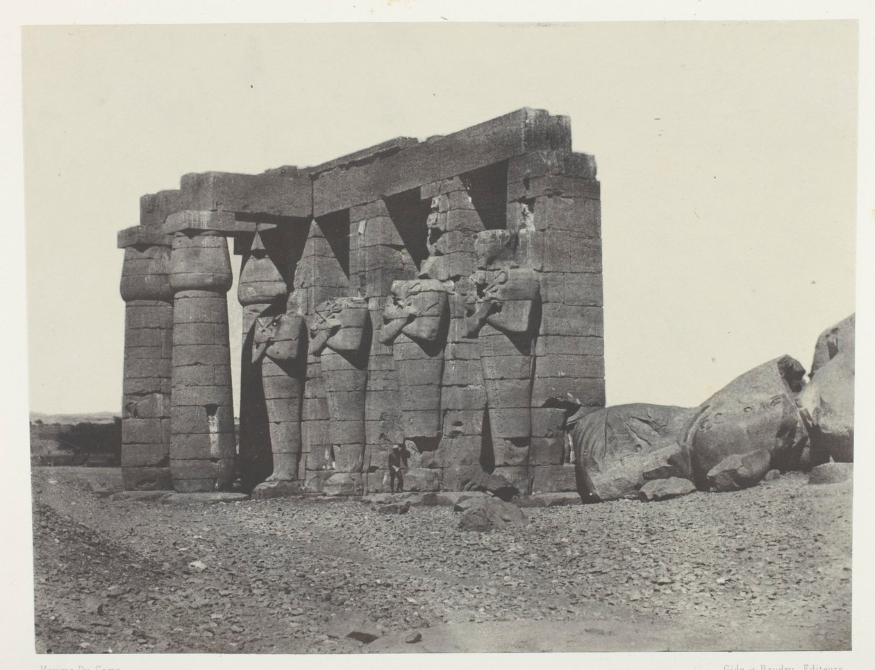 Gournah, perystyl z Osymandiovy hrobky (Ramesseum Occidental); Théby, deska 59 z alba "Egypte, Nubie, Palestine et Syrie" (1852) od Maxime Du Camp