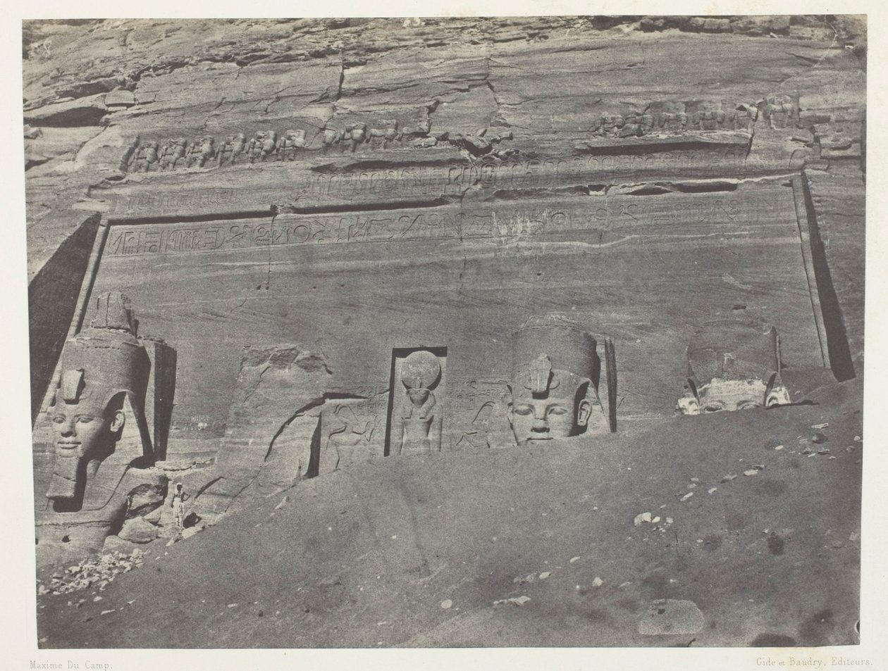 Ibsamboul, Vue Générale Du Grand Spéos De Phrè; Nubie, deska 102 z alba "Egypte, Nubie, Palestine et Syrie" (1852) od Maxime Du Camp