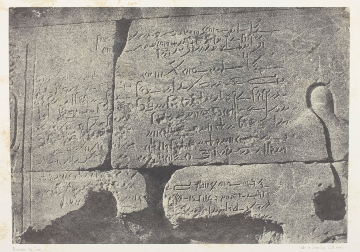 Démotický nápis, Velký Isidin chrám ve Filó, Núbie, deska 77 z alba "Egypt, Núbie, Palestina a Sýrie" (1852) od Maxime Du Camp