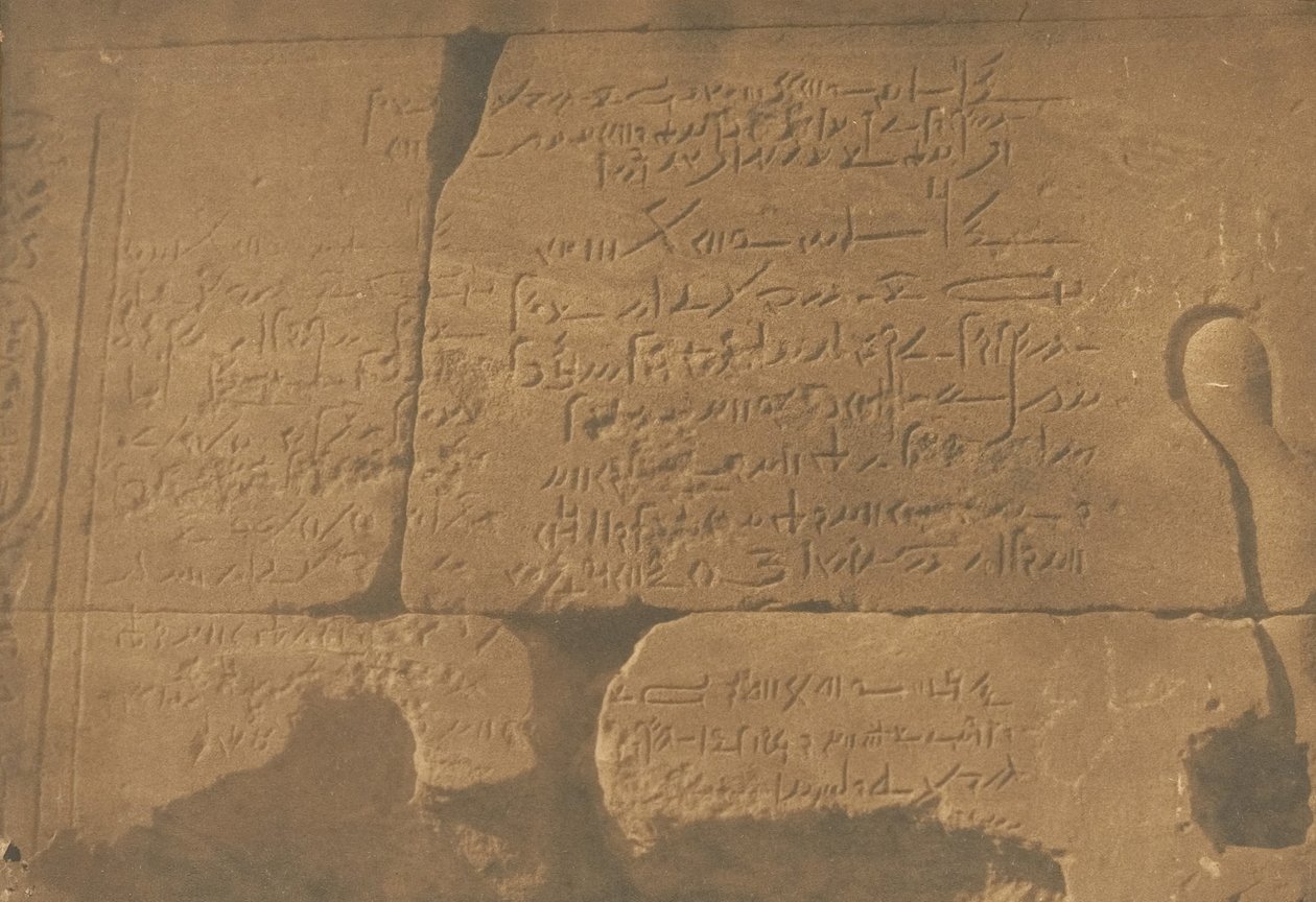 Démotický nápis, druhý pylon chrámu Isis, ve Philae, 15. dubna 1850. od Maxime Du Camp