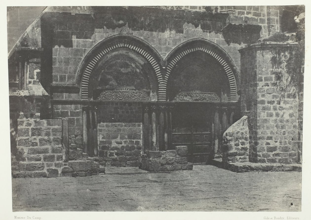 Jeruzalém, Dolní arkády kostela Božího hrobu, Palestina, 184951, tištěno 1852. od Maxime Du Camp