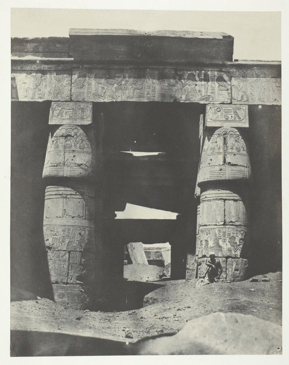 Karnak, Portico chrámu Khons, Théby, 184951, vytištěno 1852. od Maxime Du Camp