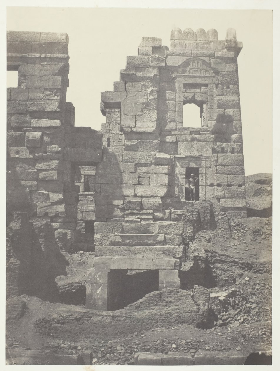 Medinet-Habou, severní fasáda gynecea Ramses-Méiamoun, Théby, 184951. od Maxime Du Camp