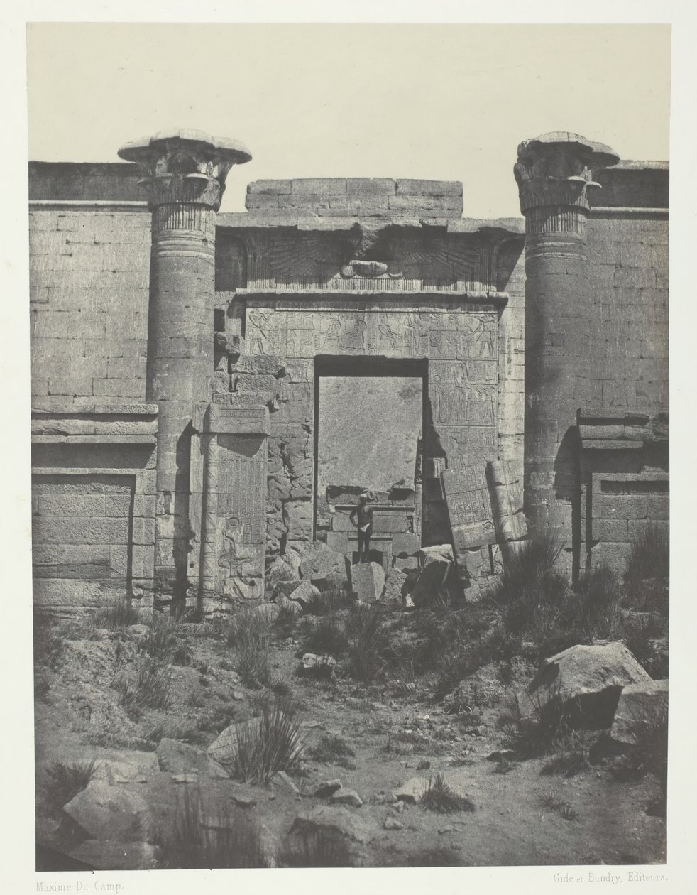 Medinet-Habou, Propylaea of ​​​​Thutmoseum, Théby, 184951, vytištěno 1852. od Maxime Du Camp