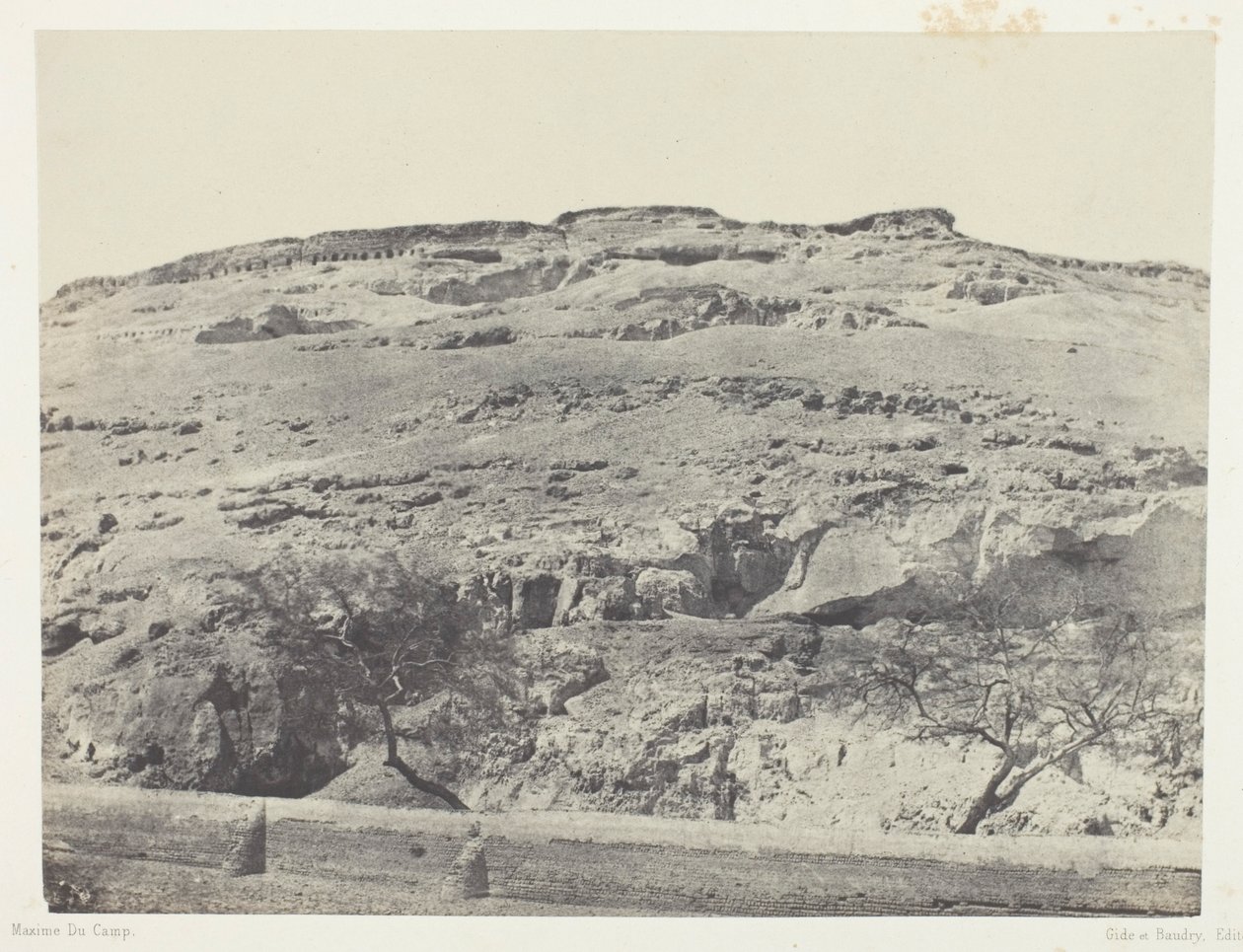 Nekropole starověké Lykopole, Horní Egypt, deska 12 z alba "Egypt, Núbie, Palestina a Sýrie" (1852) od Maxime Du Camp