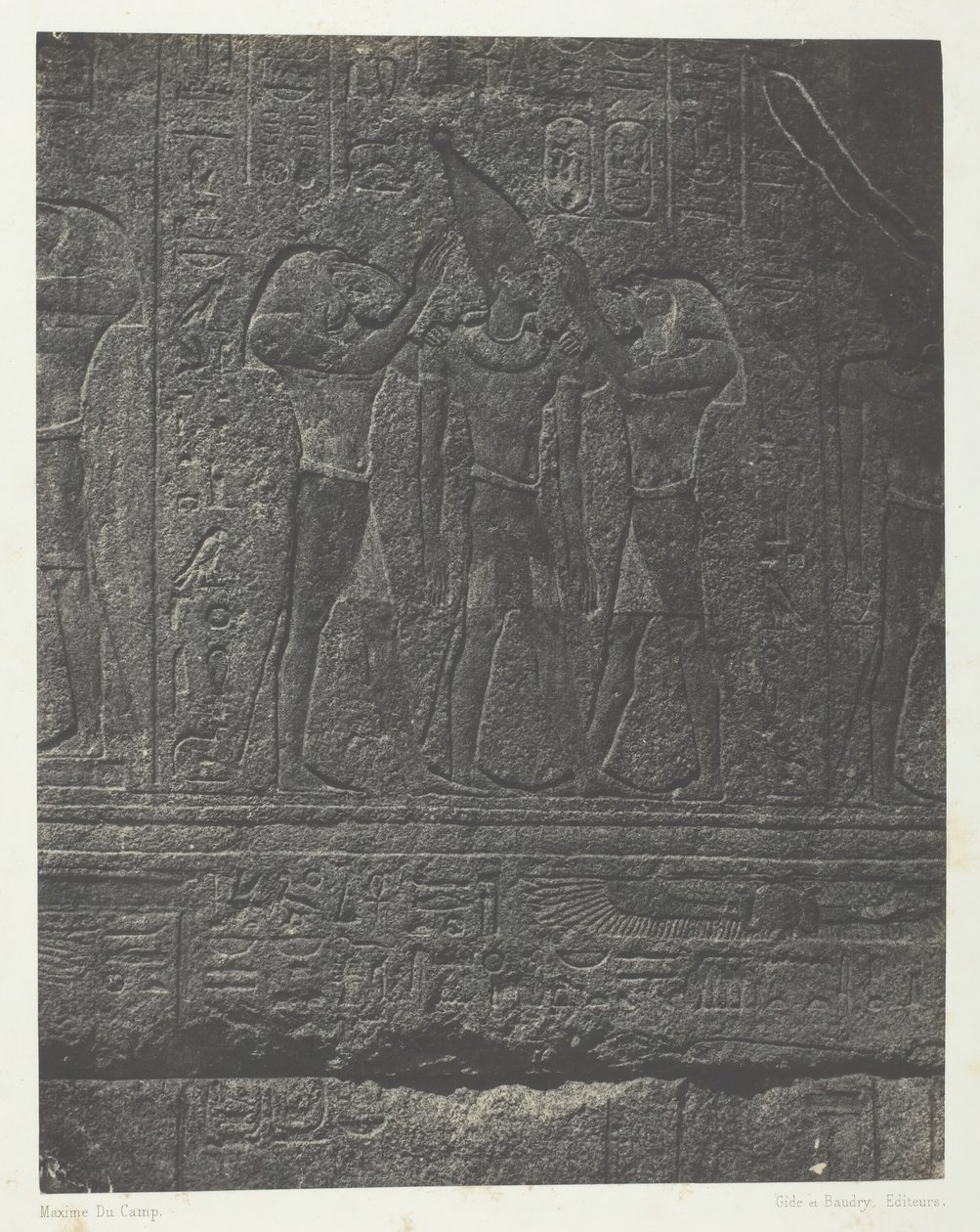 Palác Karnak, vnější sochy žulové svatyně, Théby, 184951, vytištěno 1852. od Maxime Du Camp