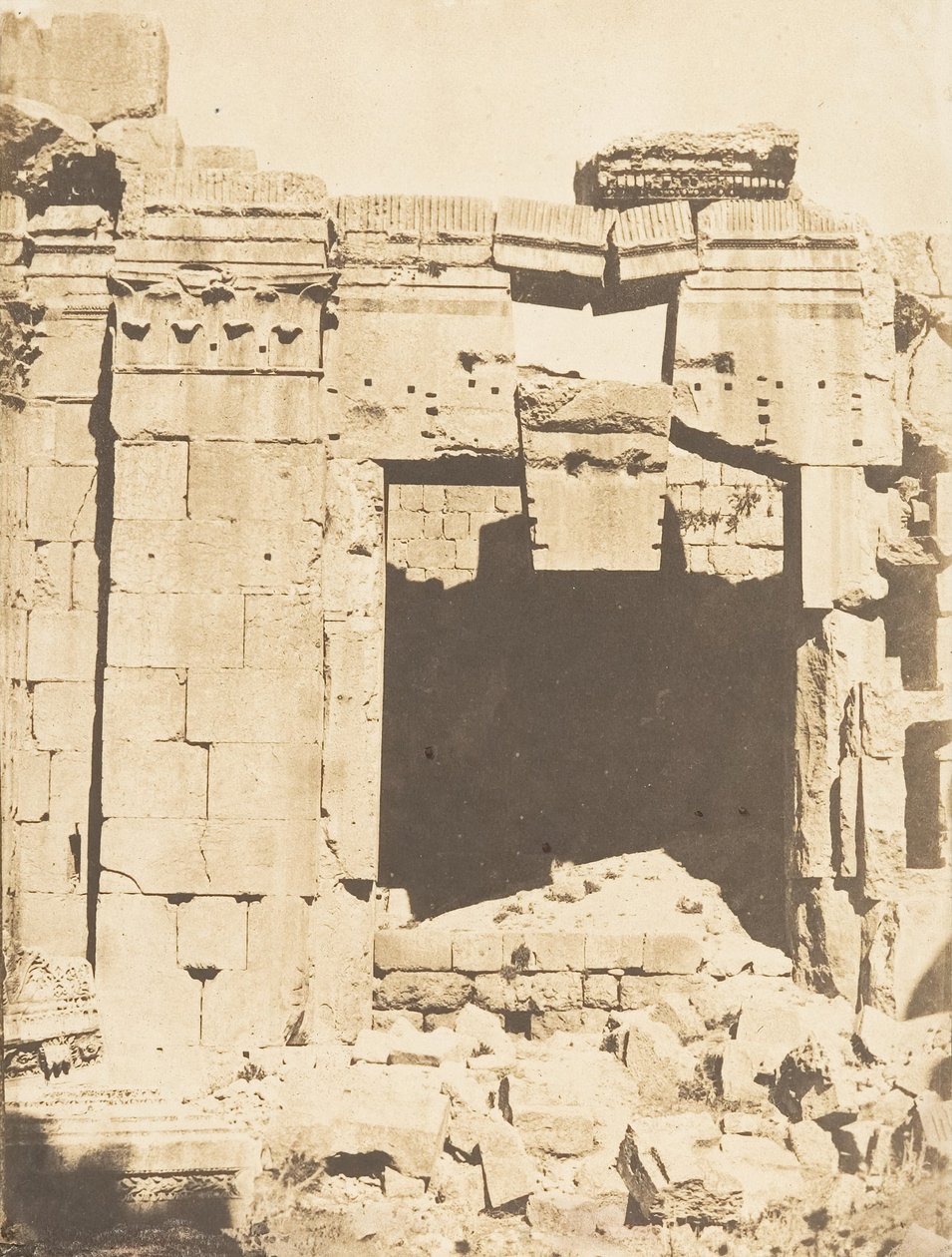Brána Jupiterova chrámu v Baalbek Heliopolis, září 1850. od Maxime Du Camp