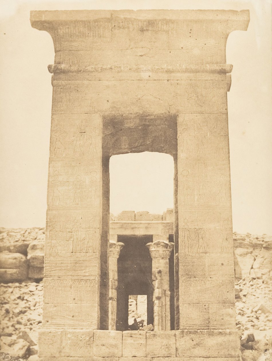Propylon z chrámu Dandur obratník Raka, duben 1850. od Maxime Du Camp