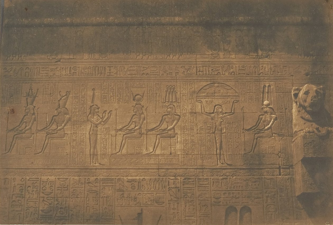 Řezby na zadní fasádě velkého chrámu Dendera Tentyris, 1849-50. od Maxime Du Camp