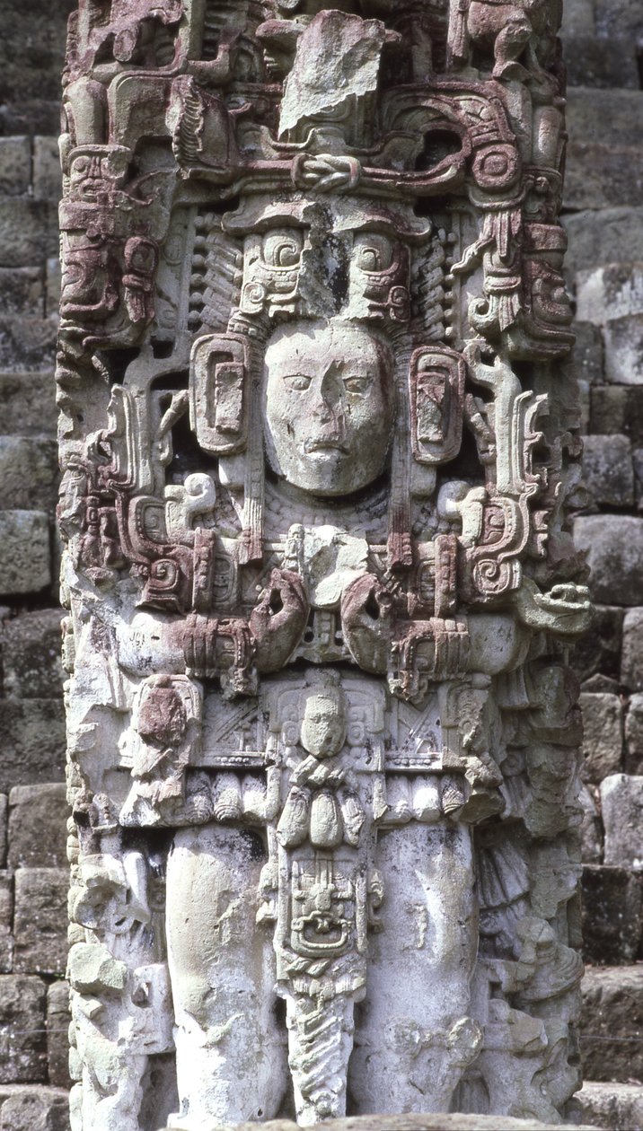 Copan Stela N, pozdní klasické období, 764 našeho letopočtu od Mayan