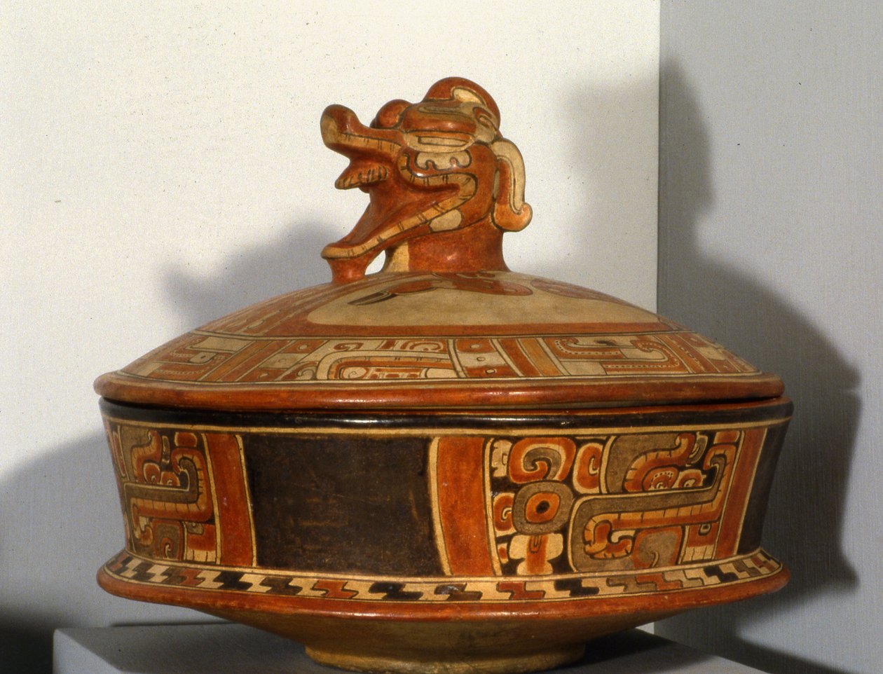 Pohřební nádoba, Mundo Perdido, rané klasické období 300-600 n. l. (keramika) od Mayan