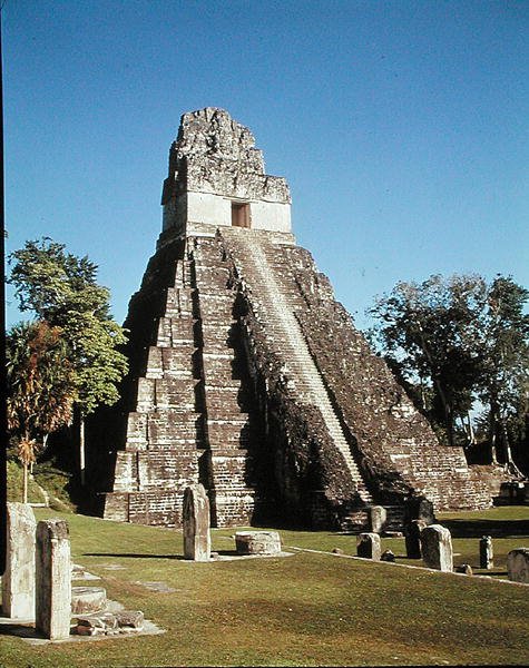 Chrám Jaguára (Chrám 1) Pozdně klasické období cca 600–900 od Mayan