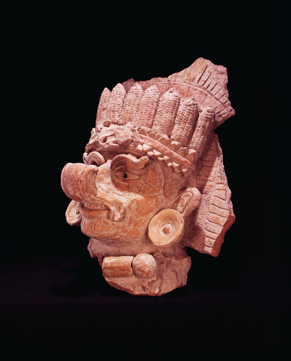 Hlava mayského boha kukuřice, Oaxaca, cca 500 n. l. (hliněné nádobí) od Mayan