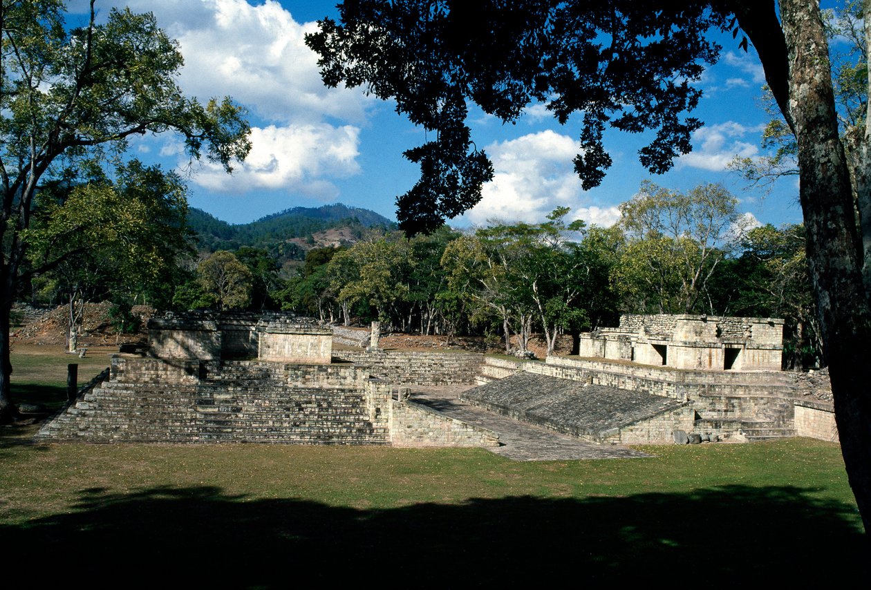 Ballcourt, 378 našeho letopočtu od Mayan