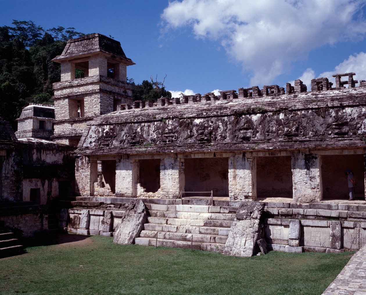 Předkolumbovská civilizace: pohled na místo Palenque v klasickém mayském období Chiapas od Mayan Mayan