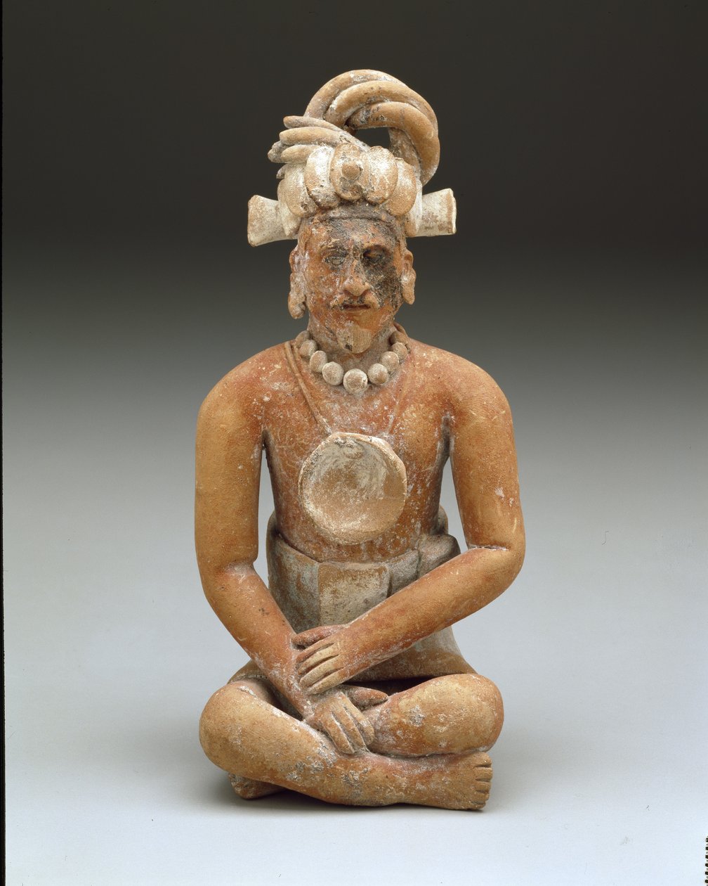 Sedící vousáč, období pozdní klasiky, cca 600-900 (keramika a barva) od Mayan Mayan