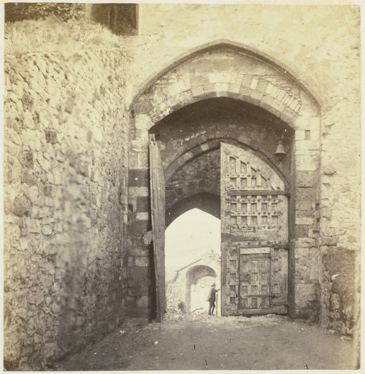 Hrad Portaal van Carisbrooke Carisbrooke; Brána (název na objektu) od McLean and Melhuish