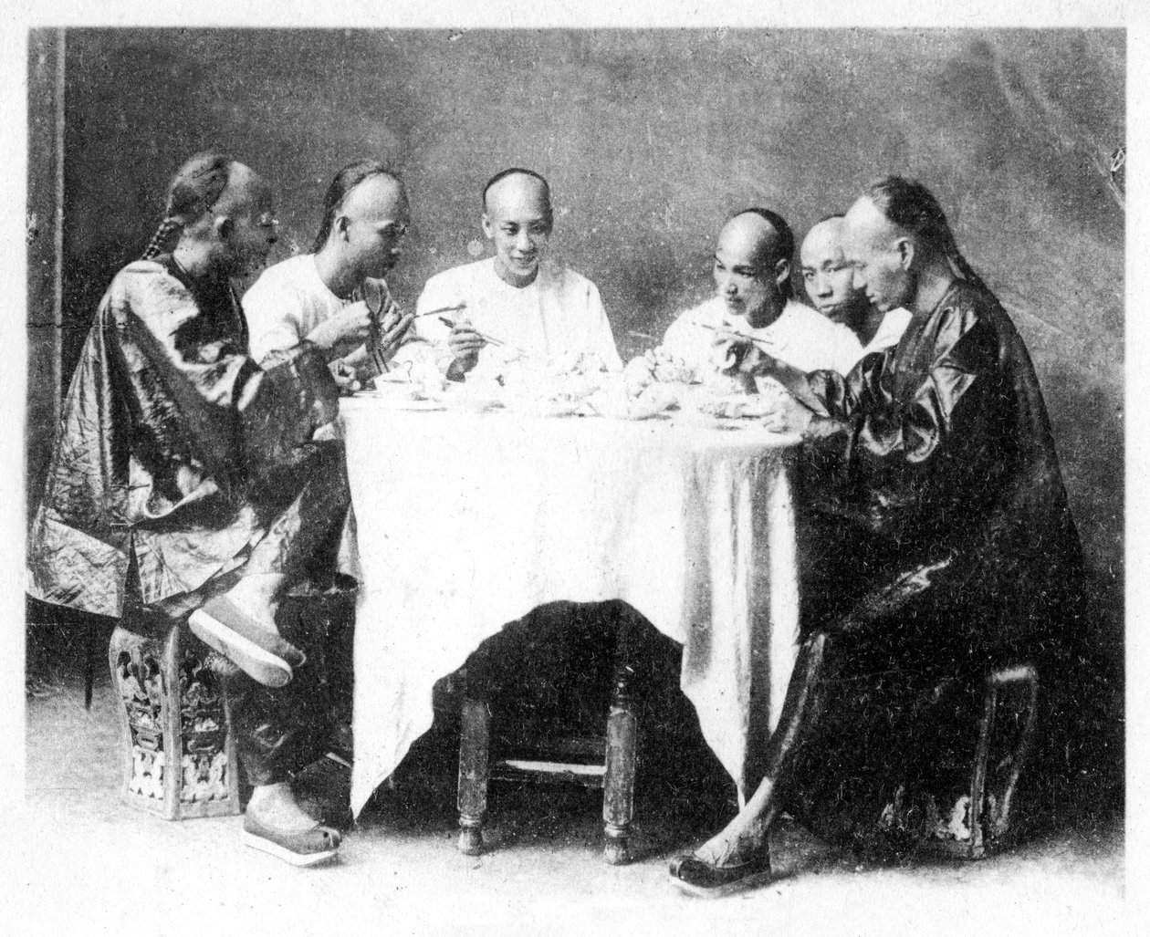 Čas večeře, Hong Kong, Čína, 1900. od Mee Cheung