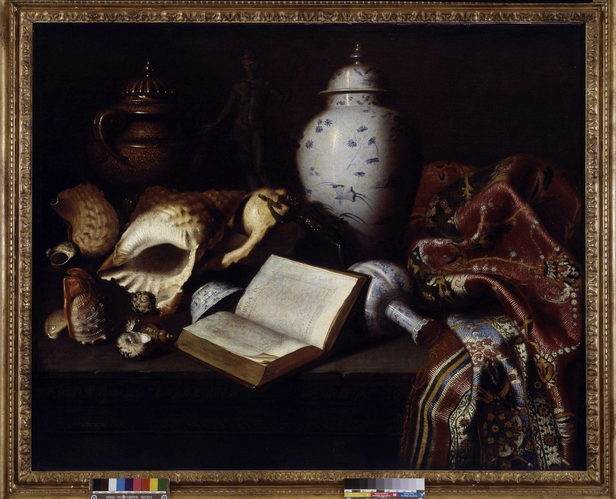 Čínské vázy, skořápky, starožitné bronzy, knihy a koberce (olej na plátně) od Meiffren (c.1630 1705) Conte