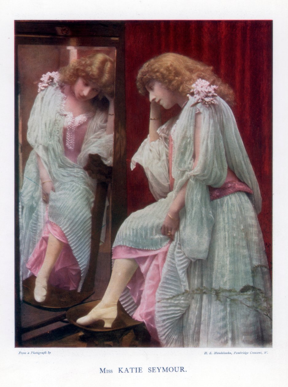 Katie Seymour , herečka, zpěvačka a tanečnice, 1901. od Mendelssohn