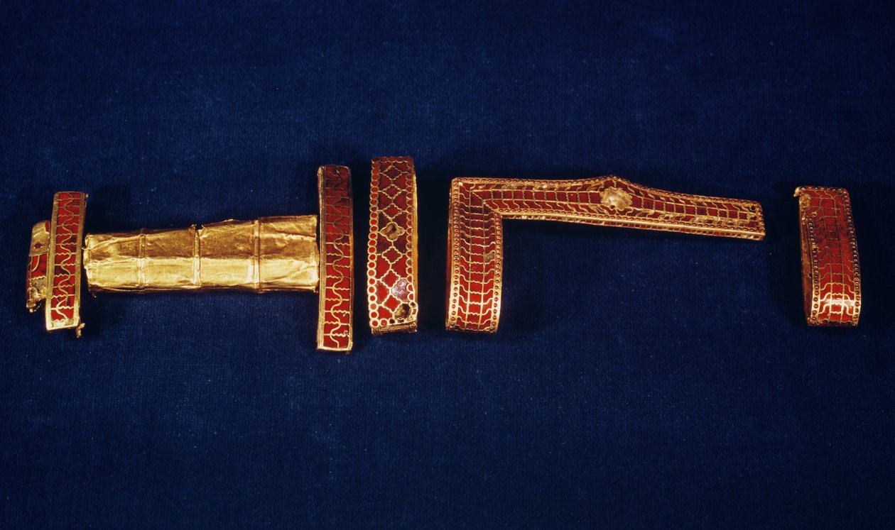 Mečové ozdoby z Pokladu Childerika I. (426-491) krále Salianských Franků (zlato a granát) (viz také 161328, 673214 a 694817) od Merovingian
