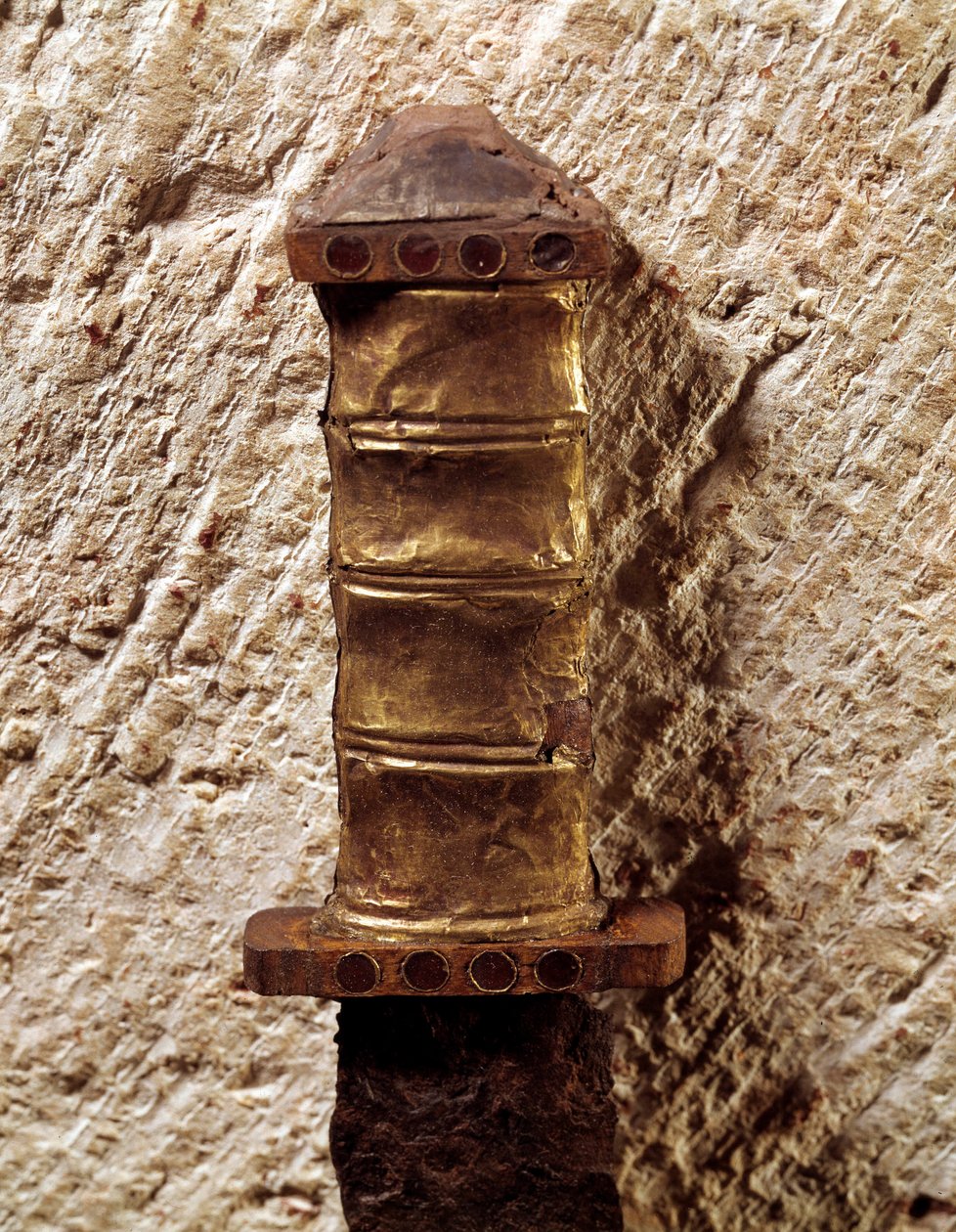 Merovejské umění: Handle of Spee, 6. století. Gaule, Národní muzeum archeologie Saint Germain en Laye od Merovingian Merovingian