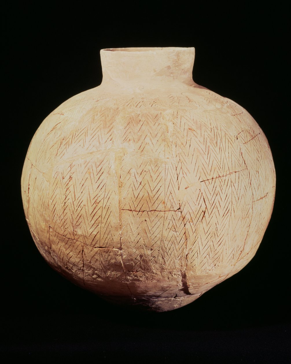 Váza s dekorativní řezbou, z Tell-Hassona, 5. tisíciletí před naším letopočtem (keramika) od Mesopotamian