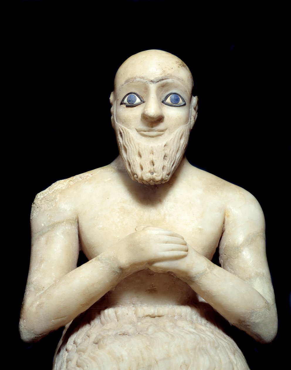 Umění Mezopotámie: Socha intendanta Ebih-ila. Socha albastra, lastury, lapis-lazuli a břidlice, kolem 2500 př.nl (období Sumeru, kolem 2900-2200 př.nl). Od Mari. Výška: 0,525m. Paříž, muzeum Louvre od Mesopotamian