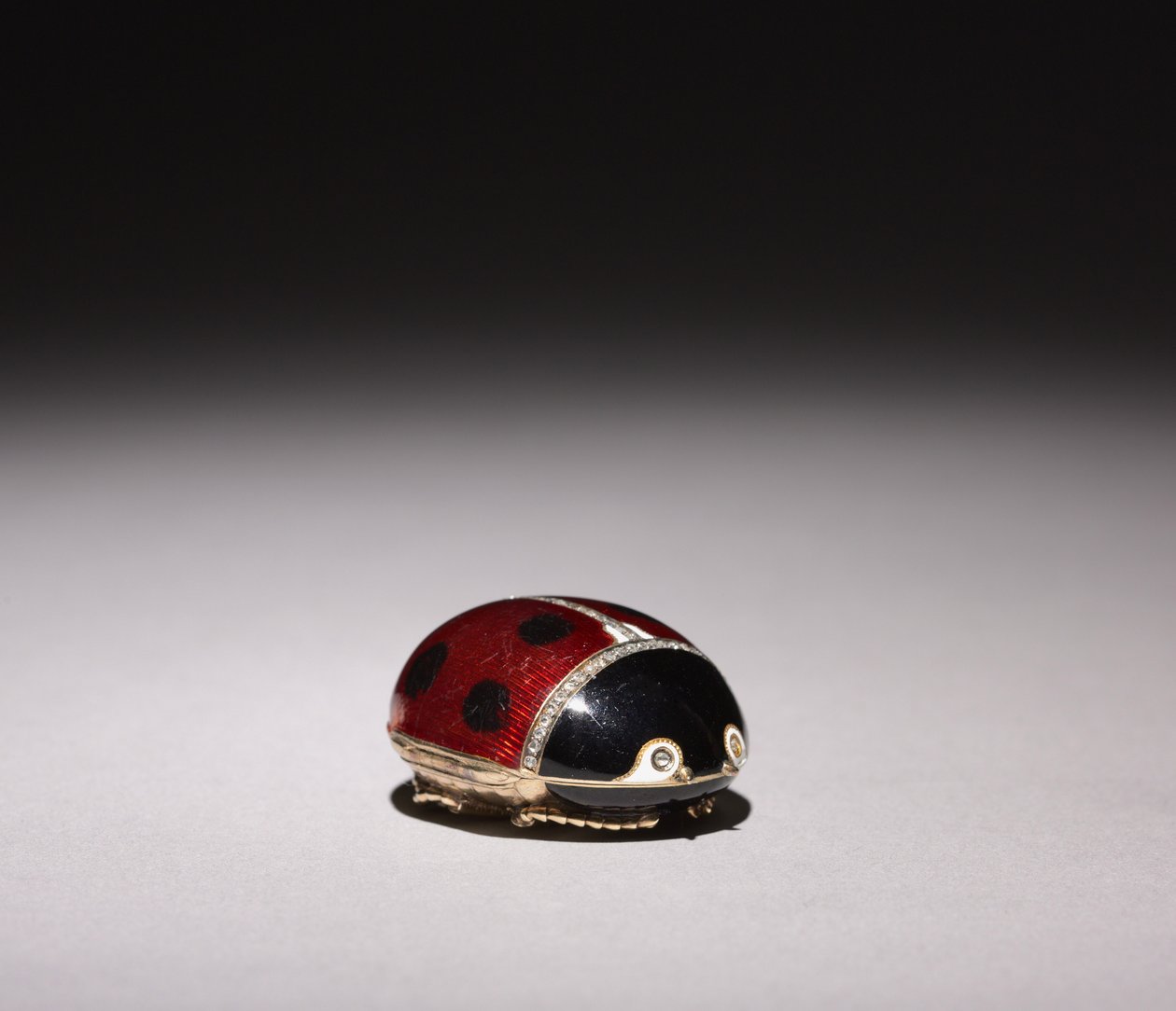 Ladybug Box, firma Peter Carl Fabergé od Michael Evlampievich Perkhin