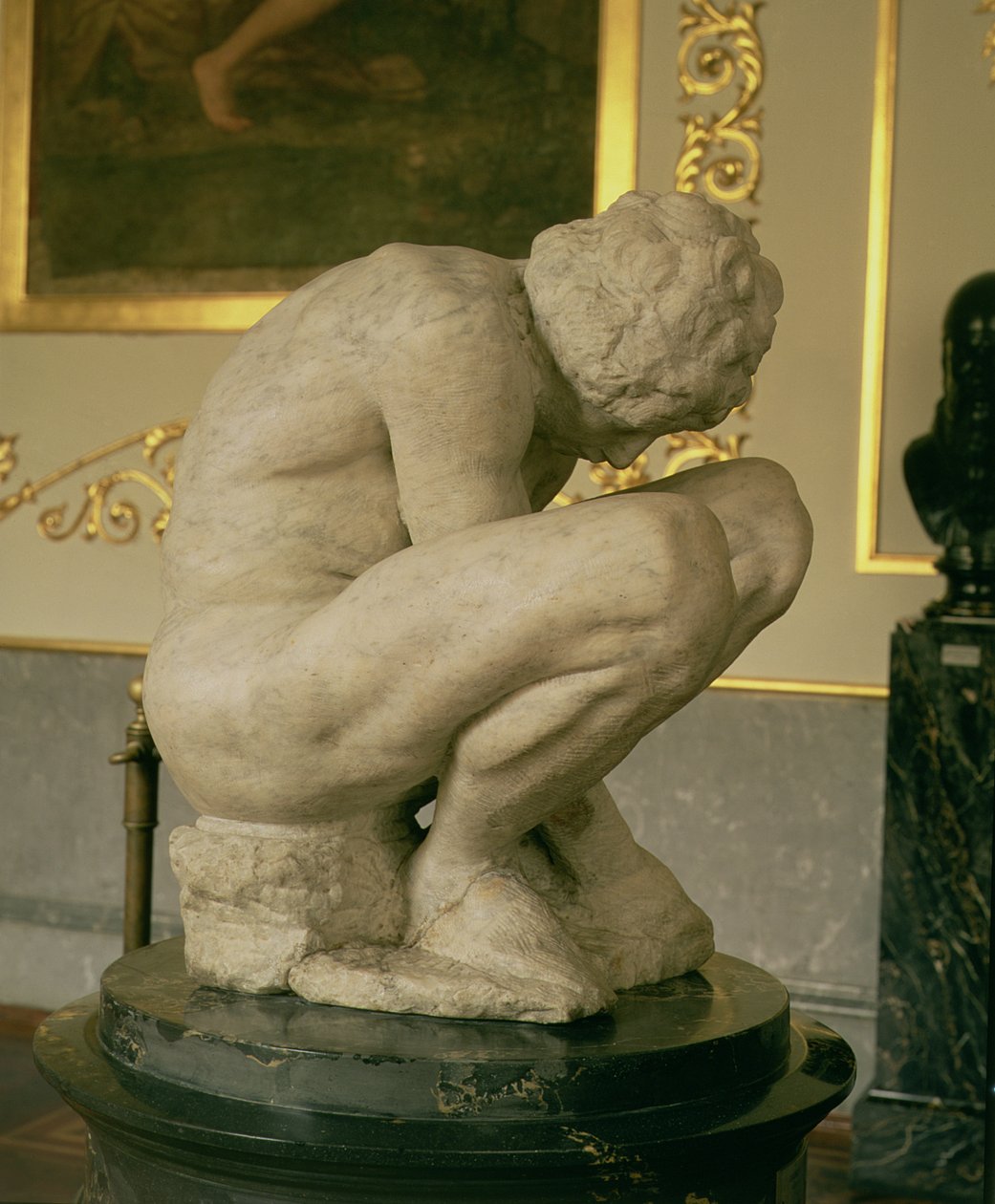 Crouching Boy, cca 1530-34 (mramor) (viz také 226974) od Michelangelo Buonarroti