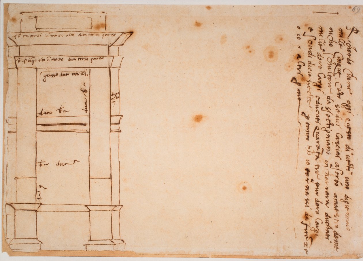 Boční fasáda hrobky Julia II., autografní památka od Michelangelo Buonarroti