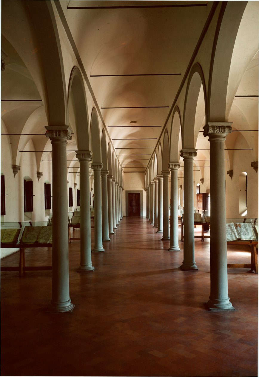 Knihovna kláštera San Marco (Saint Mark) ve Florencii, Itálie. Architektura Michelozzo di Bartolommeo Michelozzi známý jako Michelozzo Michelozzi (Florencie 1396 - 1472) od Michelozzo di Bartolommeo