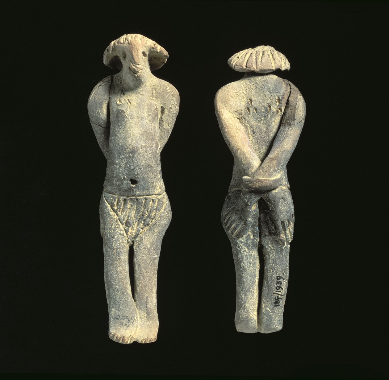 Soška svázané a nahé ženy, 12.-13. dynastie, cca 1862-1648 př. n. l. (terakota) od Middle Kingdom Egyptian