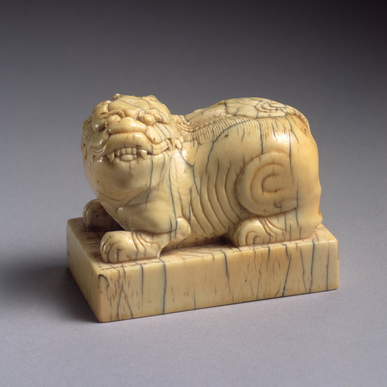 Pečeť v podobě qilinu, 15.-17. století (vyřezávaná slonovina) od Ming Dynasty Chinese School