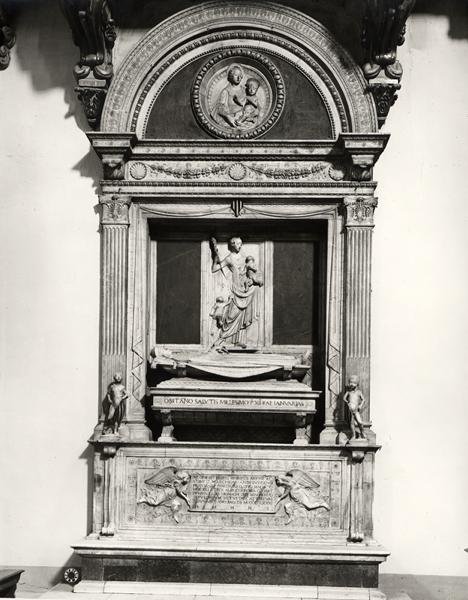 Památník hraběte Uga († 1001) toskánského markraběte (mramor) (černobílá fotografie) od Mino da Fiesole