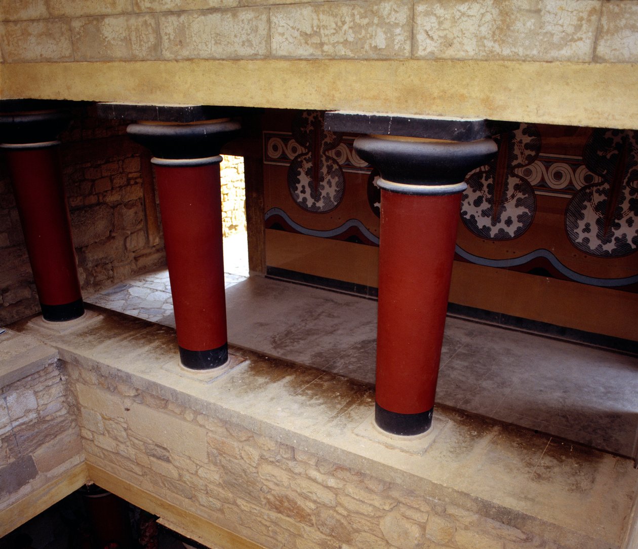 Řecké umění: velké schodiště paláce Knossos, Řecko. od Minoan
