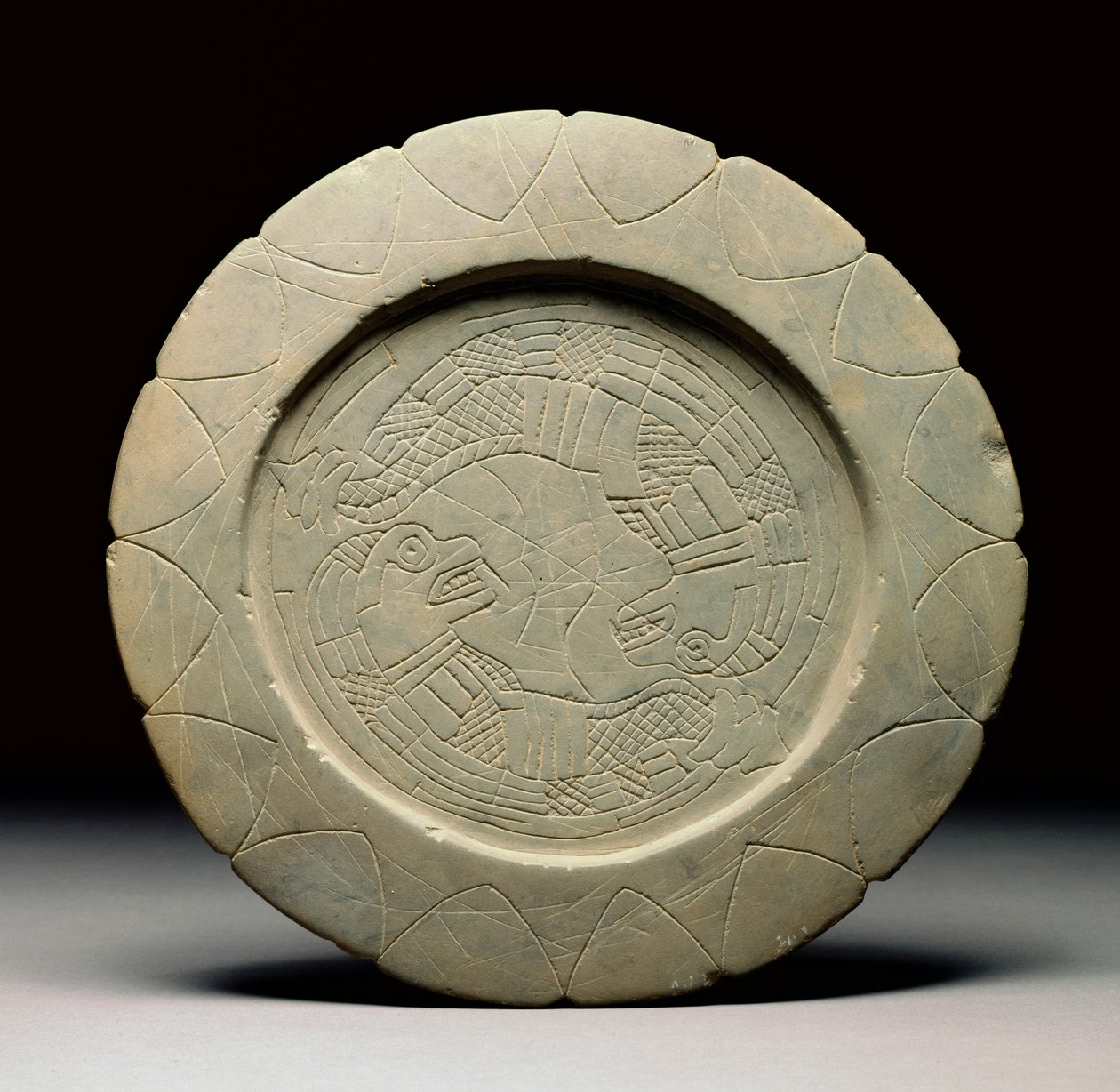 Paletový kámen, Moundville, 1200-1500 (viz také 422911) od Mississippian culture
