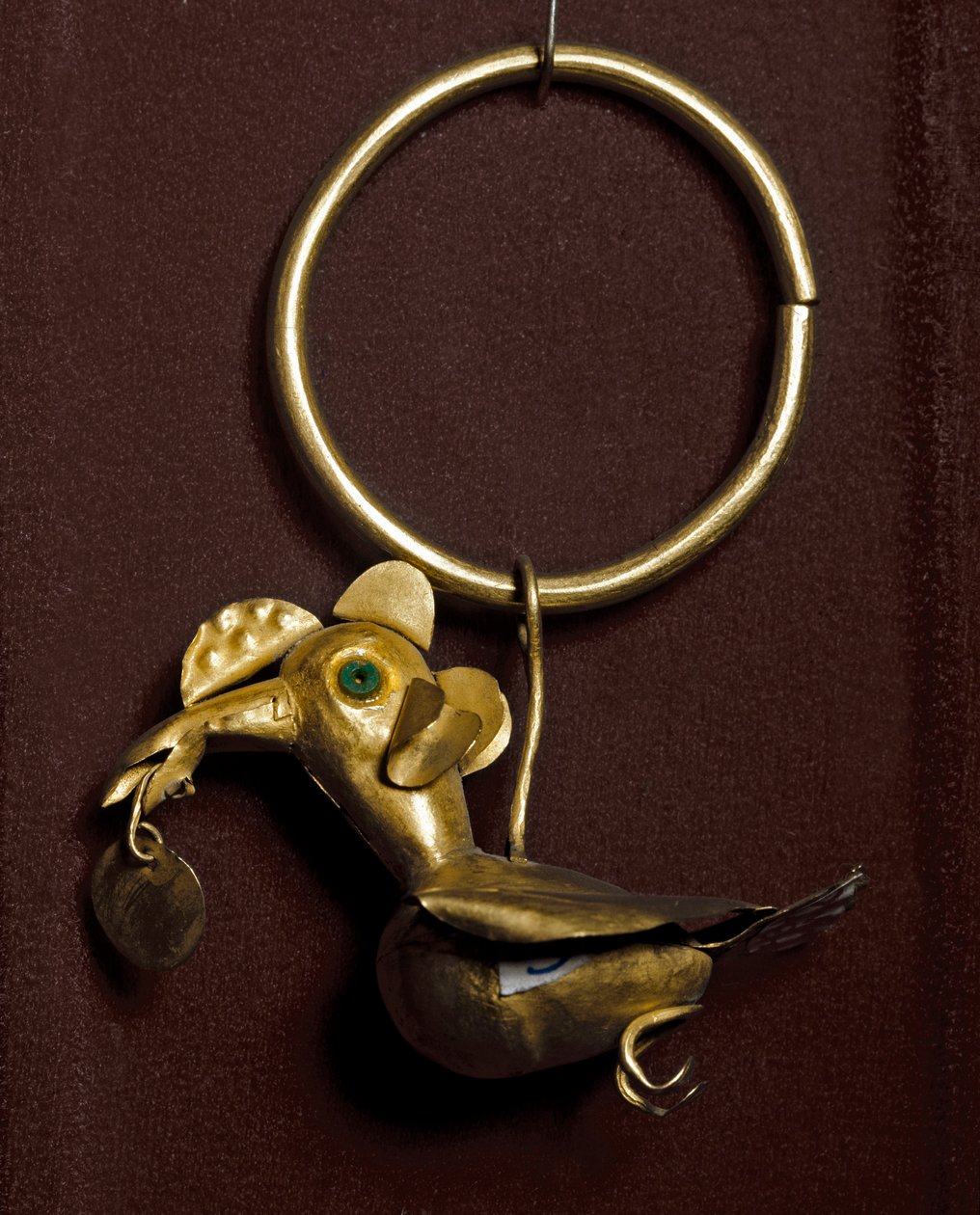 Předkolumbovské umění, kultura Mochica (Ugly, monchique): náušnice s ptákem ve zlatě. 200-500 apres JC Private Collection od Moche Moche
