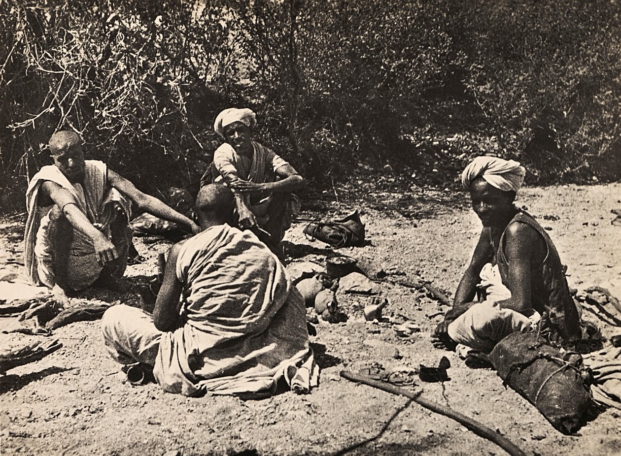„Budování říše“ ve fašistickém věku: skupina nomádů na odpočinku, 09.05.1936 (čb foto) od Modestino Baldinetti
