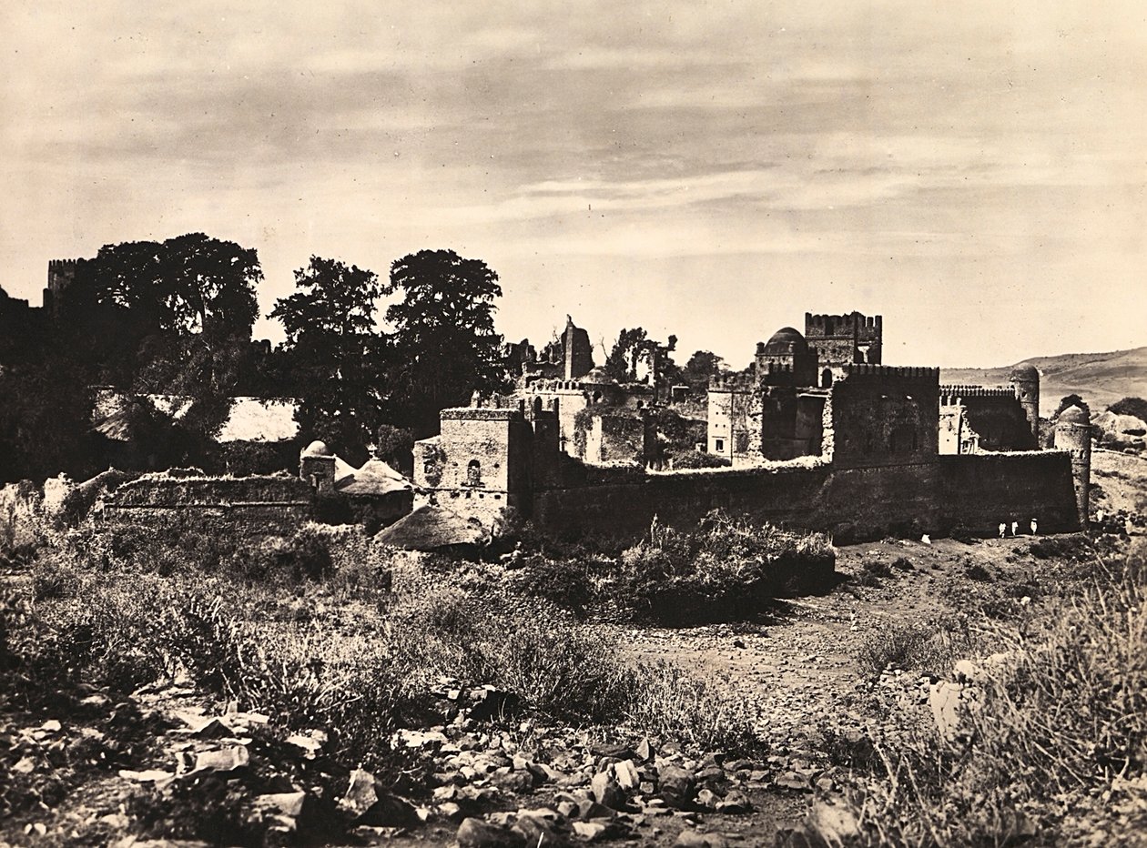 „Budování říše“ ve fašistickém věku: Hrad krále Fasiladas v Gondar, Etiopie, 09.05.1936 (černobílá fotografie) od Modestino Baldinetti