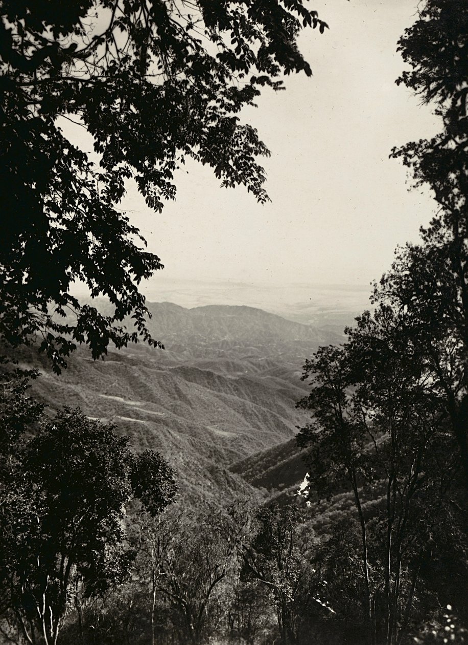 „Budování říše“ ve fašistickém věku: údolí Ghirghir, 9.5.1936 (černobílá fotografie) od Modestino Baldinetti