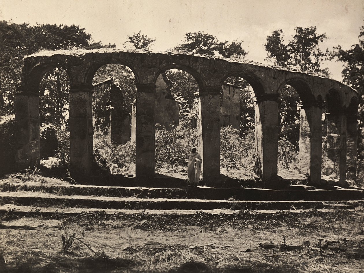 „Budování říše“ ve fašistickém věku: Chrám krále Fasiladas v Gondar, Etiopie, 09.05.1936 (černobílá fotografie) od Modestino Baldinetti