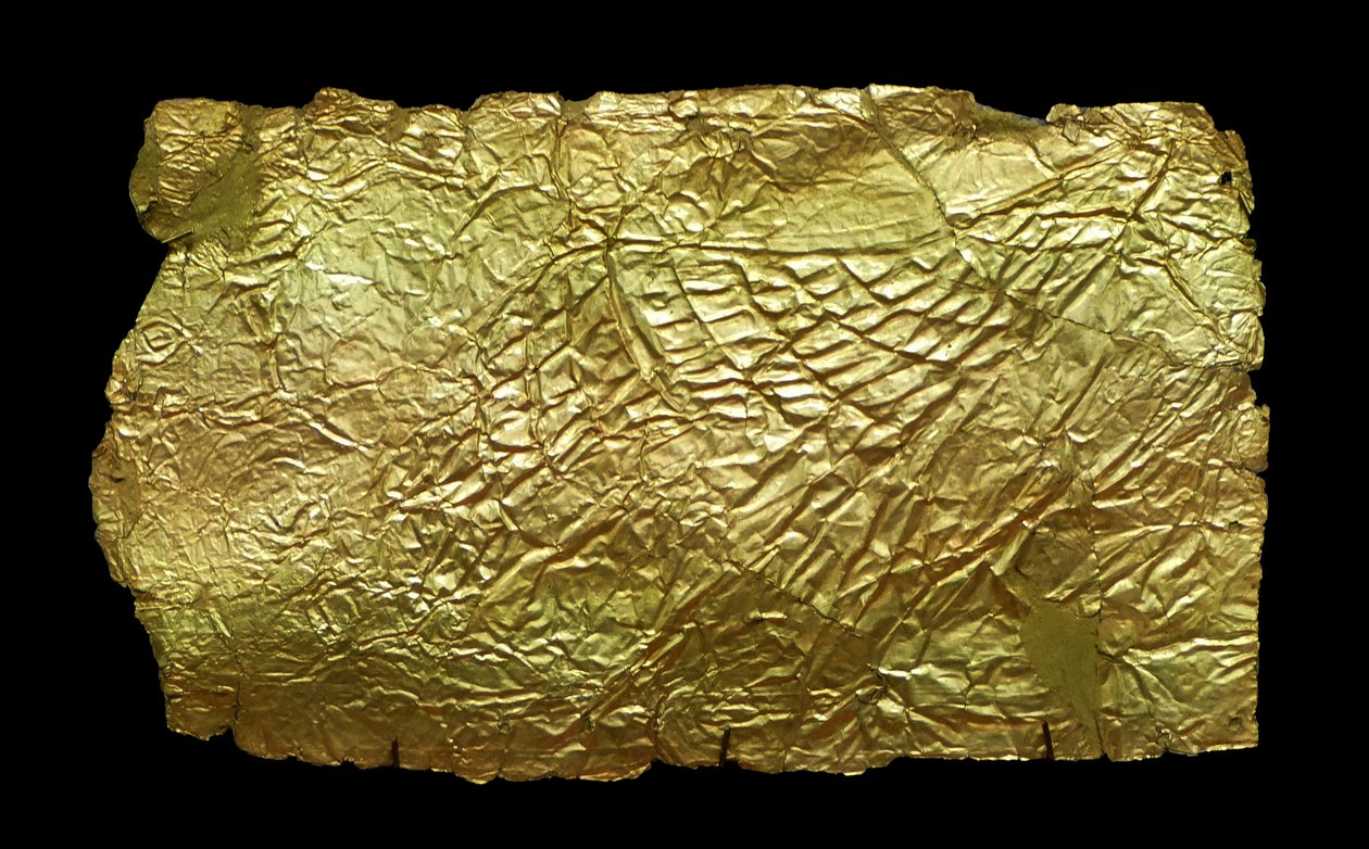 Zlatý plechový kryt na skleněnou vázu ve tvaru plakety od Mycenaean