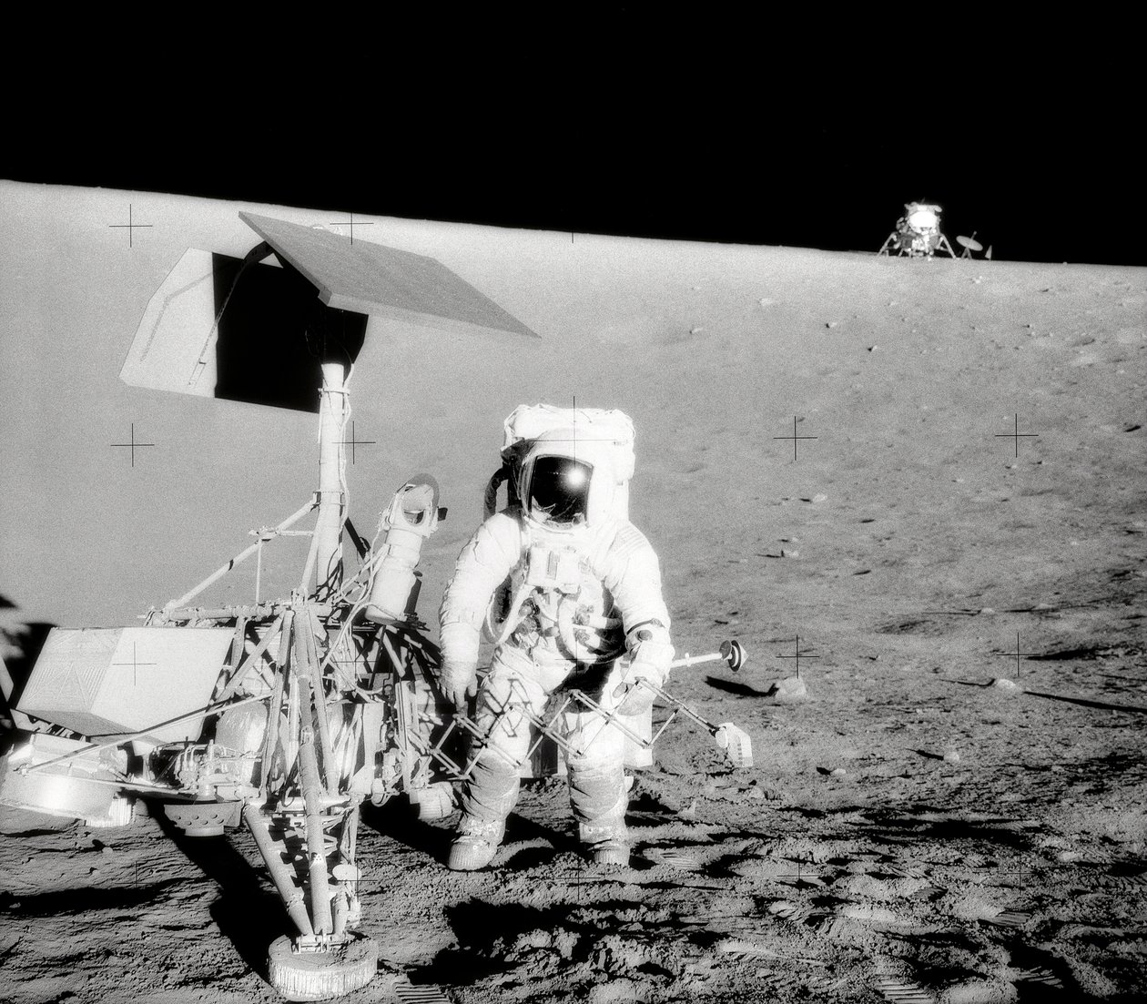 Apollo 12 - NASA, 1969. od NASA Images