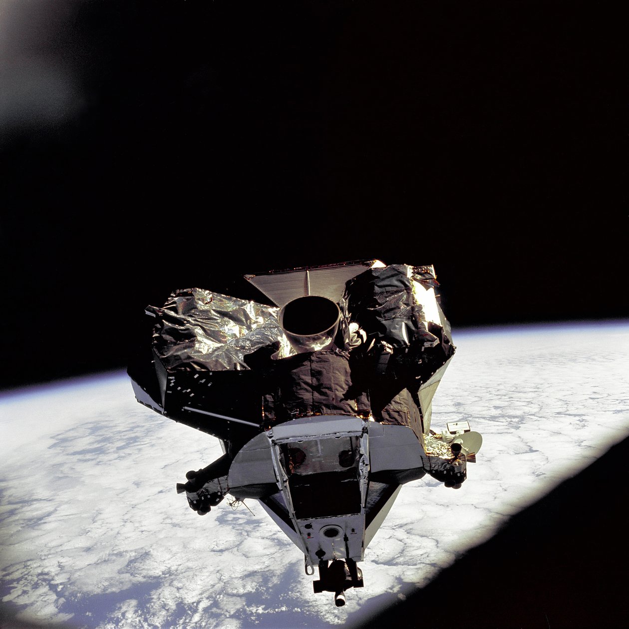 Apollo 9 - NASA, 1969. od NASA Images