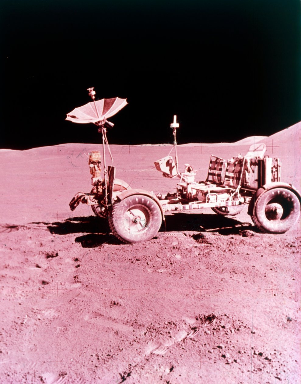 První Lunar Roving Vehicle, Apollo 15, červenec 1971. od NASA Images