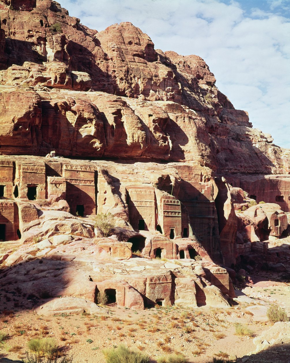 Pohled na ulici fasád od Nabatean