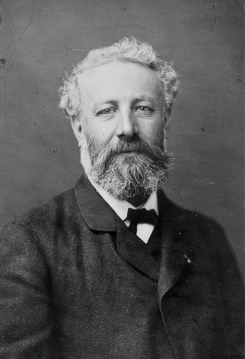 Jules Verne (1828-1905). Francouzský autor. Kolem roku 1880 od Nadar